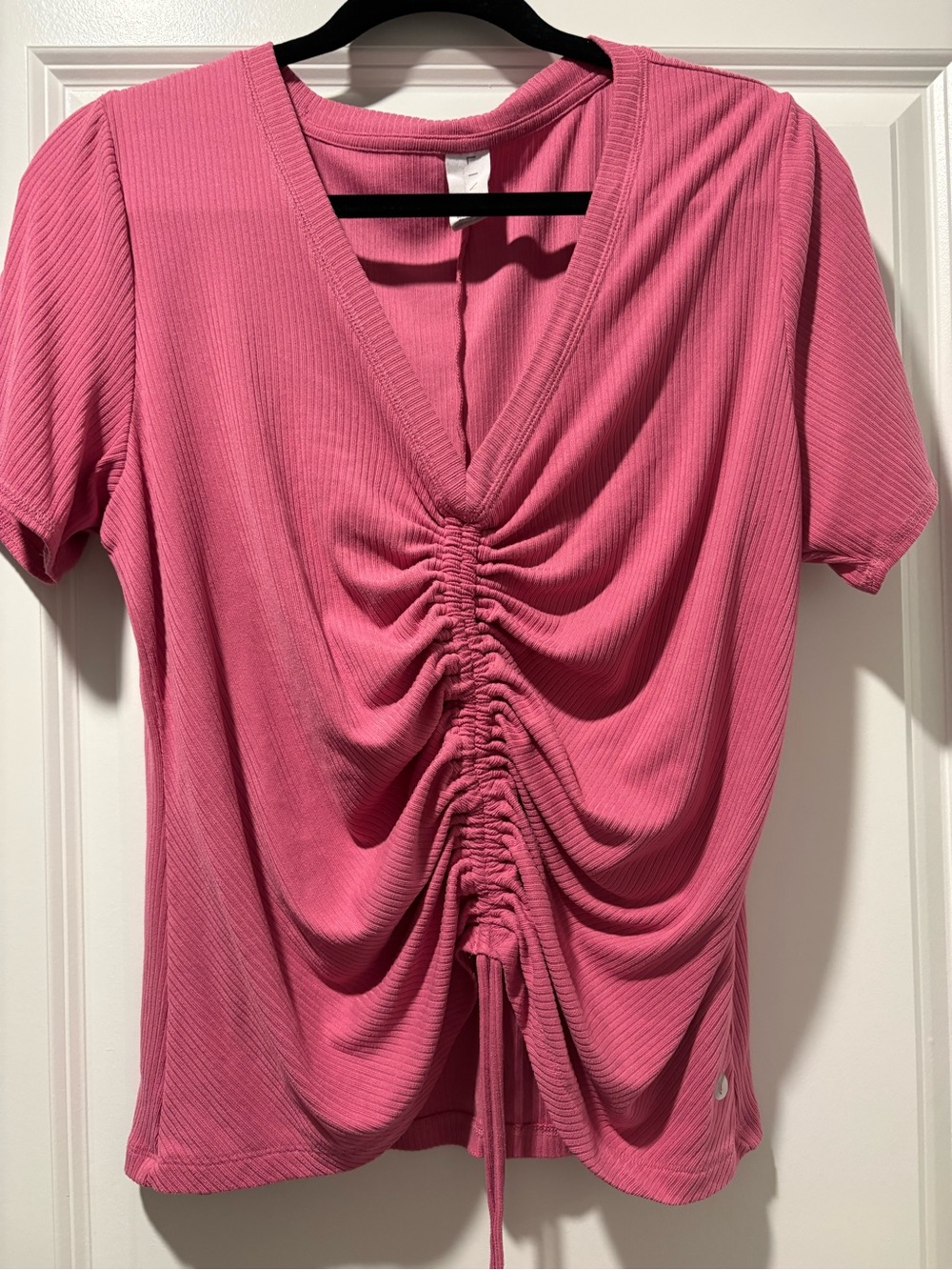 Livi Active Pink Ruched V-Neck Short Sleeve Top